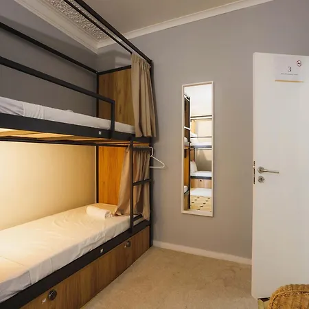 Hostel Akisol *